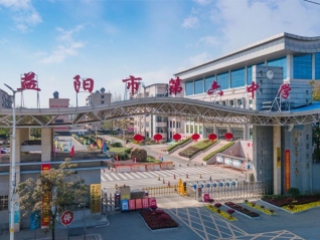 学校大门